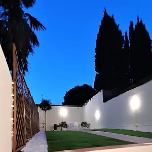 Apartment Movie Star With Garden, Florence